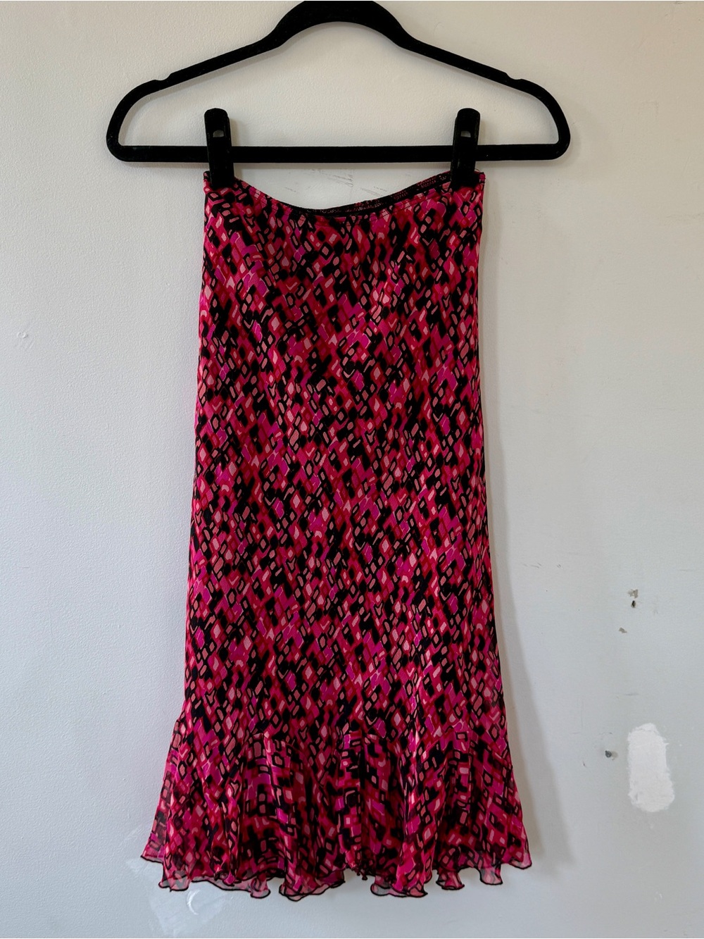 Vintage Y2K Betsey Johnson NWT 100% Silk Pink & Black Ruffle Midi Skirt